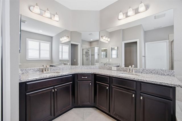 4905 WANDERING WAY, Wesley Chapel, FL 33544