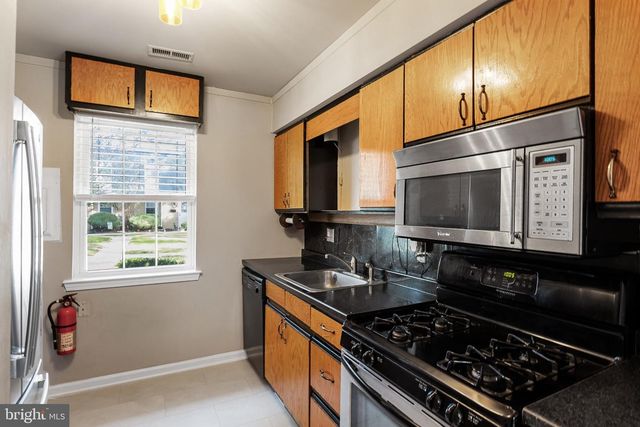 2186 HARBOUR DR, Palmyra, NJ 08065