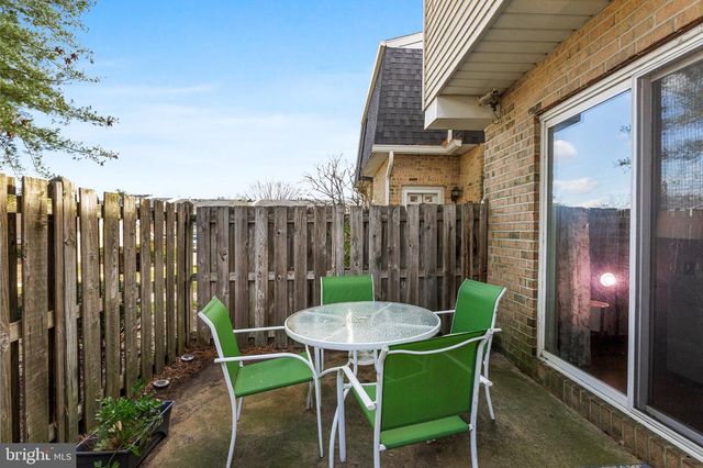 2186 HARBOUR DR, Palmyra, NJ 08065