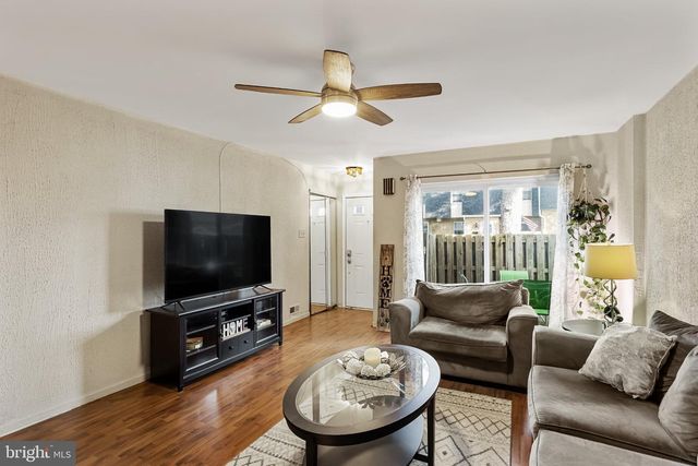 2186 HARBOUR DR, Palmyra, NJ 08065