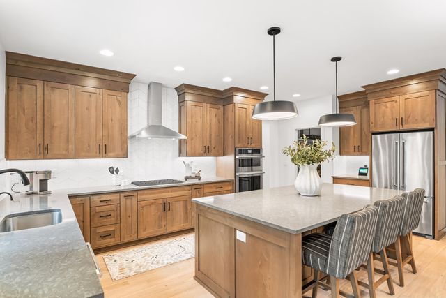 56282 Elk Run Drive 404, Bend, OR 97707