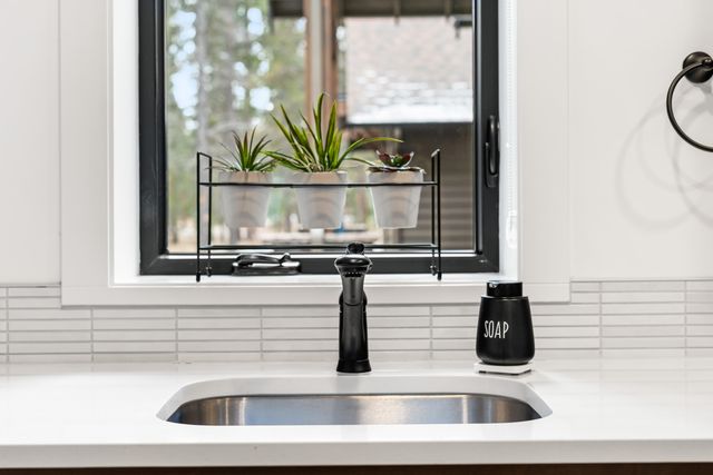 56282 Elk Run Drive 404, Bend, OR 97707