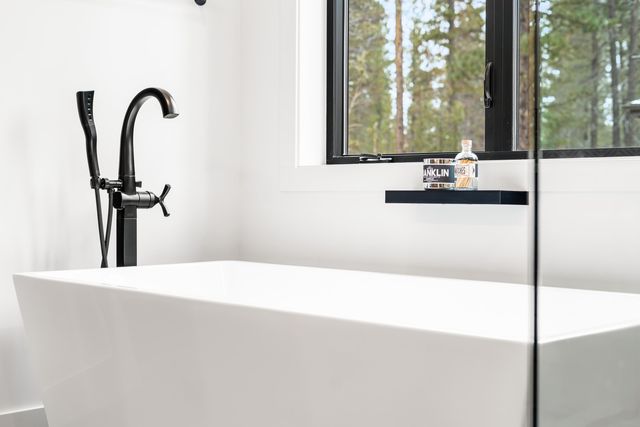 56282 Elk Run Drive 404, Bend, OR 97707