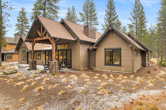 56282 Elk Run Drive 404, Bend, OR 97707