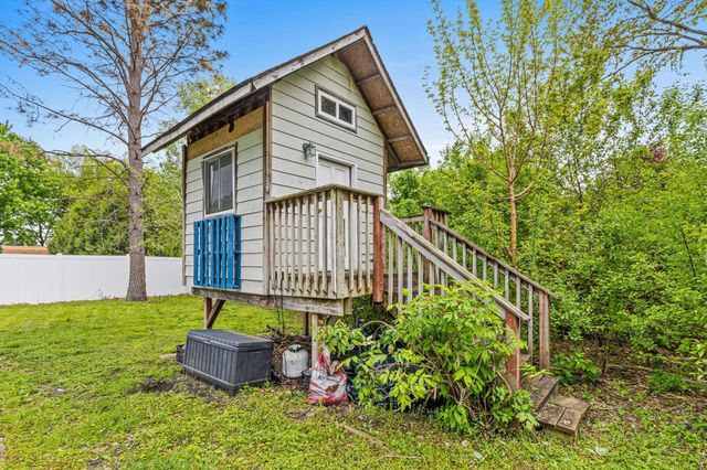 142 Canterbury Road, Circle Pines, MN 55014