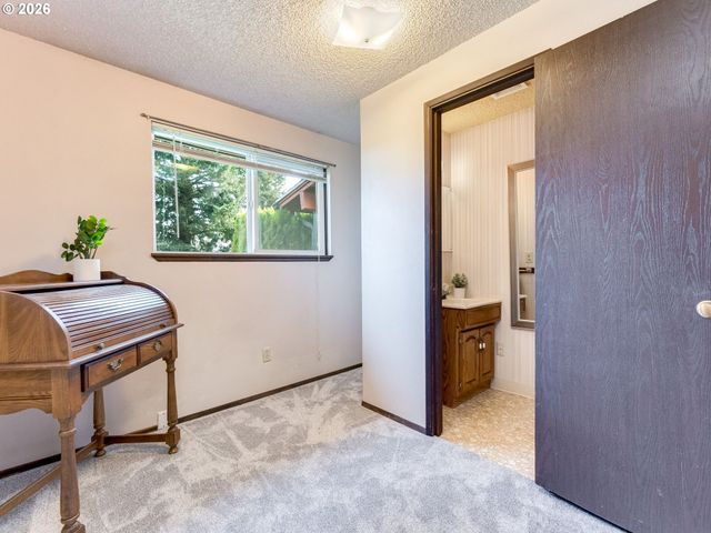 10010 Nw 15TH Ave, Vancouver, WA 98685