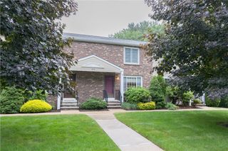 111 Smith Avenue 7, Smithfield, RI 02828