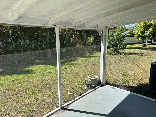 11389 Summerwinds CT, Fort Myers, FL 33908