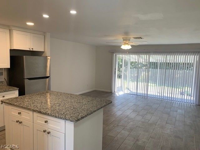 11389 Summerwinds CT, Fort Myers, FL 33908