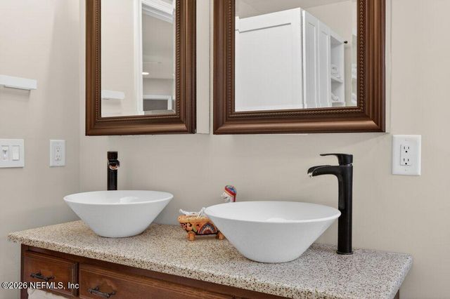 96072 STONEY GLEN Court, Yulee, FL 32097