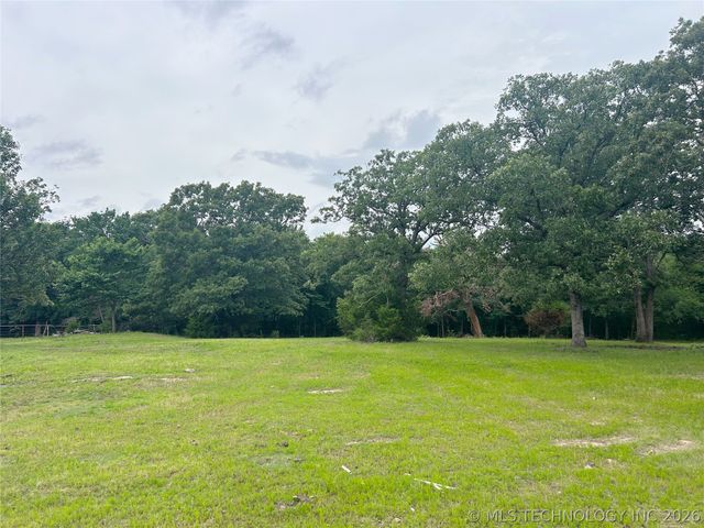 8786 Coconut Lane, Henryetta, OK 74437