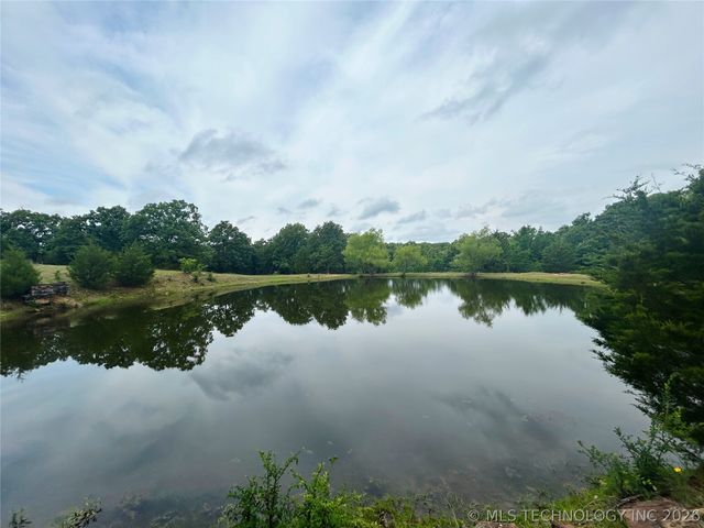 8786 Coconut Lane, Henryetta, OK 74437