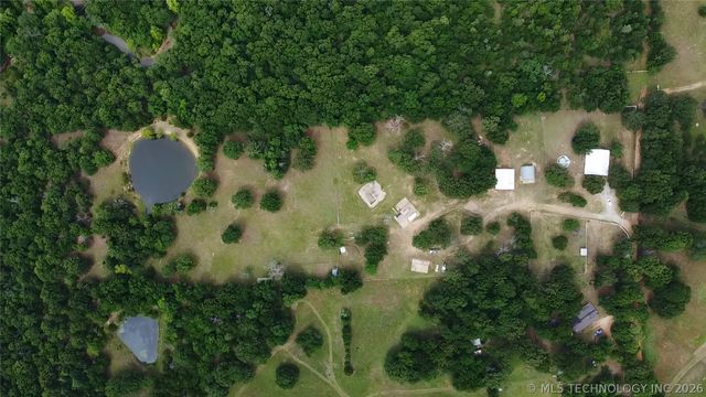 8786 Coconut Lane, Henryetta, OK 74437
