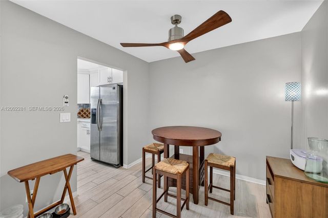 419 S Crescent Dr 4, Hollywood, FL 33021