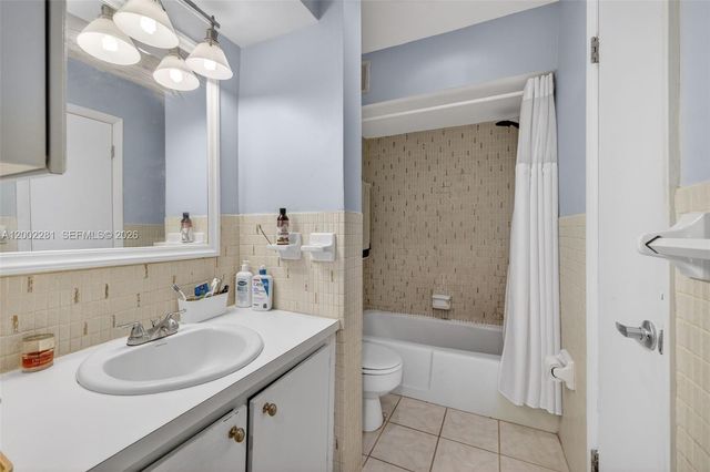 419 S Crescent Dr 4, Hollywood, FL 33021