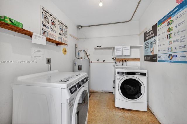 419 S Crescent Dr 4, Hollywood, FL 33021