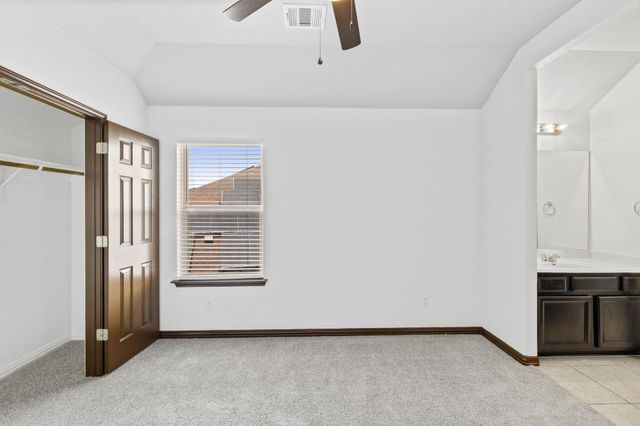 221 Mandana ST, Leander, TX 78641