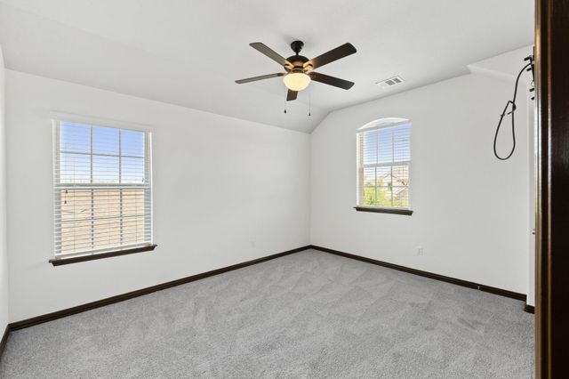 221 Mandana ST, Leander, TX 78641