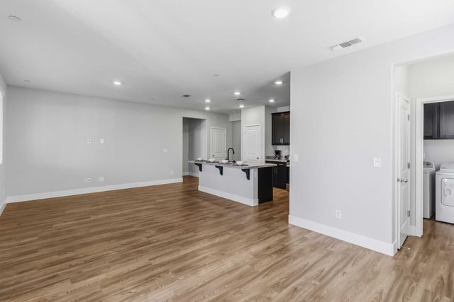 1626 Stepney Way, Plumas Lake, CA 95961