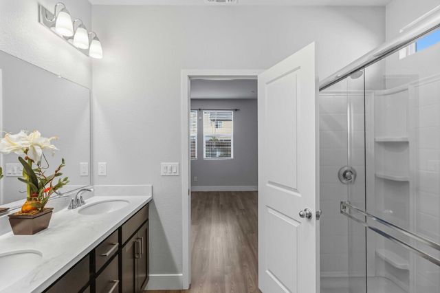 1626 Stepney Way, Plumas Lake, CA 95961