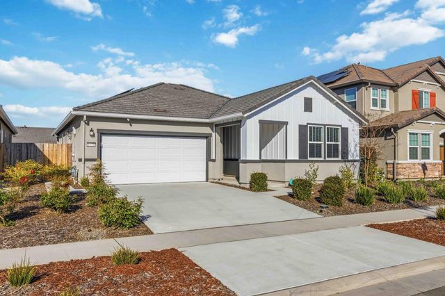 1626 Stepney Way, Plumas Lake, CA 95961