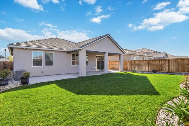 1626 Stepney Way, Plumas Lake, CA 95961