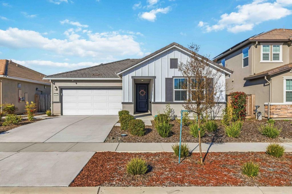 1626 Stepney Way, Plumas Lake, CA 95961