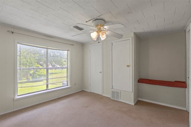 829 W 9th Street, Bonham, TX 75418