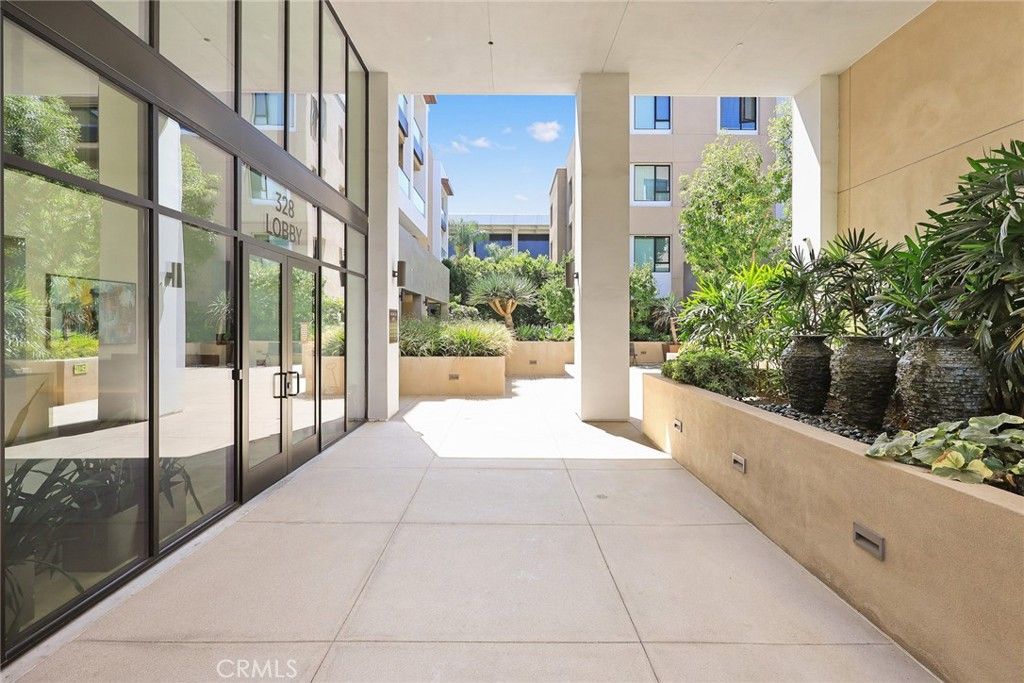 328 W Green St. 201, Pasadena, CA 91105 — photo 3