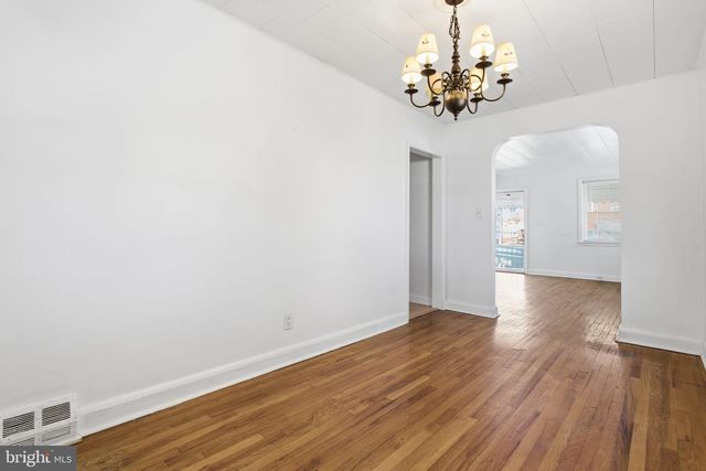 559 WELBROOK RD, Baltimore, MD 21221