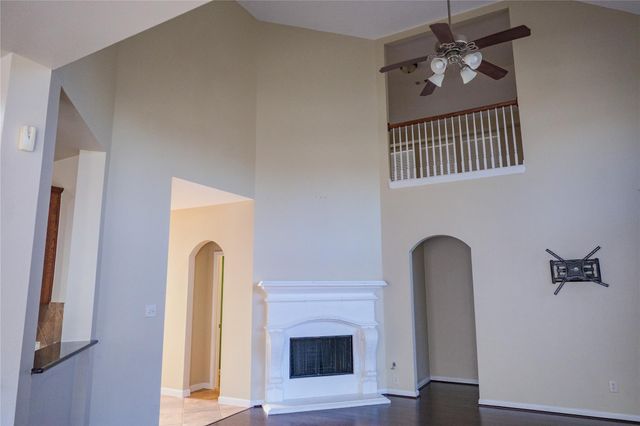 2604 Brightlake Way Lane, Pearland, TX 77584