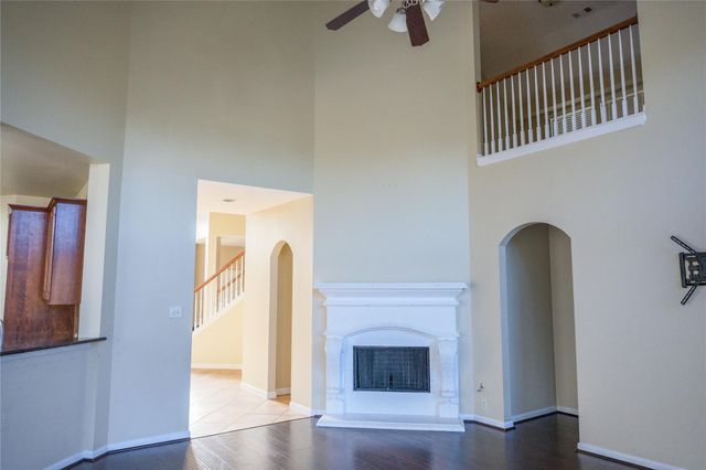 2604 Brightlake Way Lane, Pearland, TX 77584