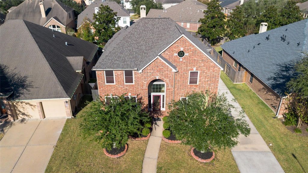 2604 Brightlake Way Lane, Pearland, TX 77584