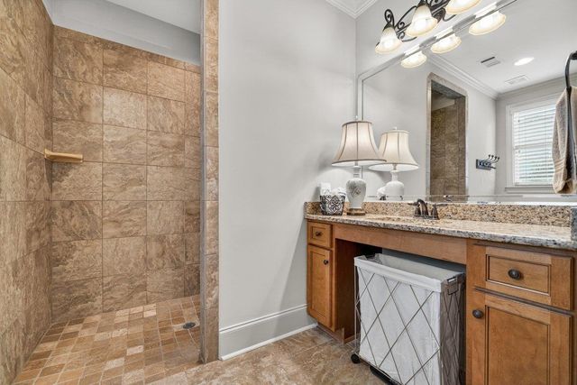 8441 POPLAR PIKE, Germantown, TN 38138