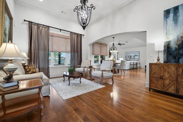 8441 POPLAR PIKE, Germantown, TN 38138