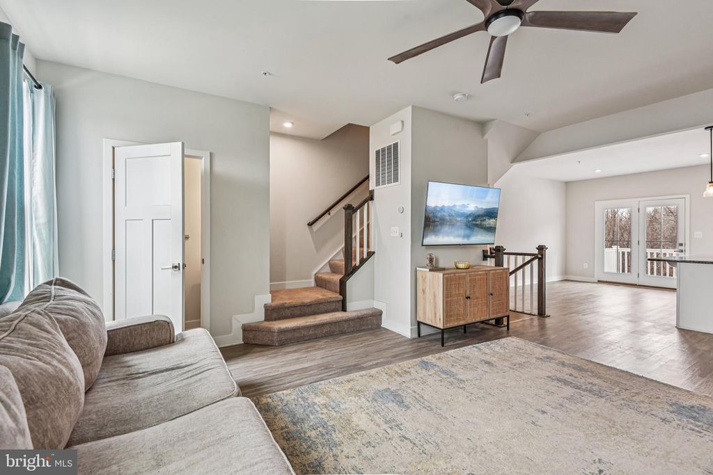 Image 5 of property listing at 3023 STRASBAUGH DR, Bel Air, MD 21015