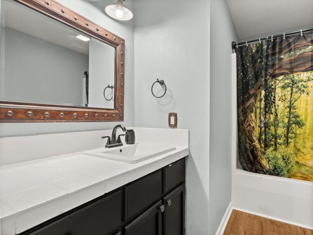 146 R Allen Rd, Leesville, LA 71446