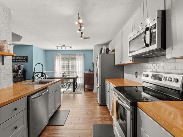 146 R Allen Rd, Leesville, LA 71446