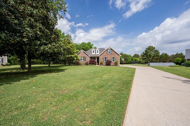 109 Fentress Ct, Rockvale, TN 37153