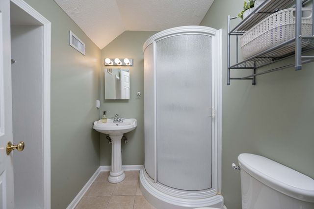 109 Fentress Ct, Rockvale, TN 37153