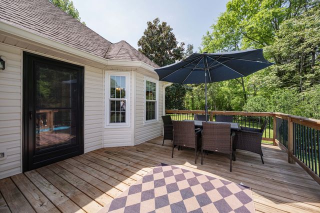 109 Fentress Ct, Rockvale, TN 37153