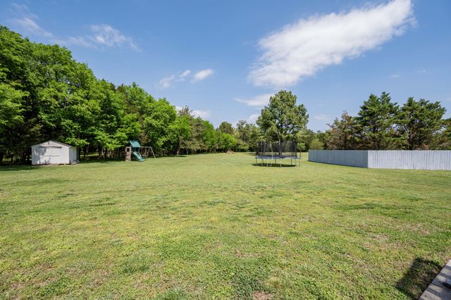 109 Fentress Ct, Rockvale, TN 37153