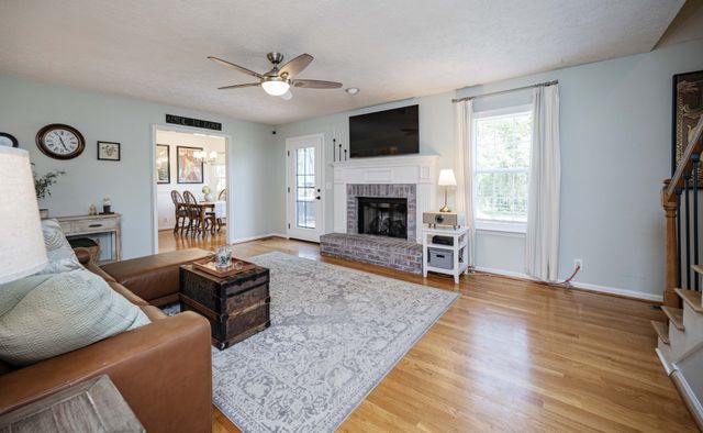 109 Fentress Ct, Rockvale, TN 37153