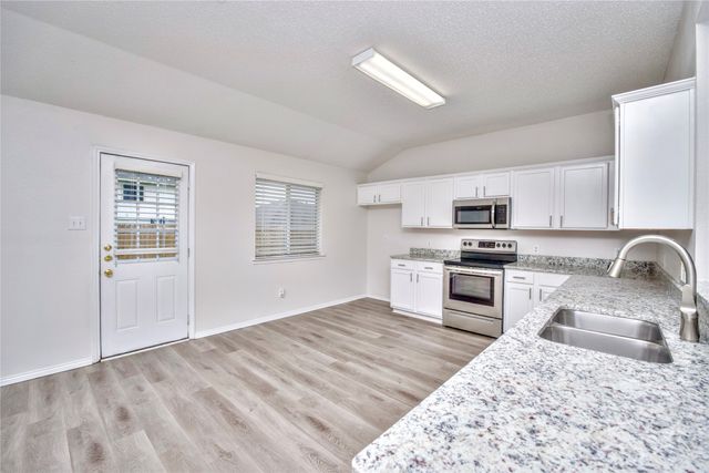 3101 Illinois Avenue, Mckinney, TX 75070