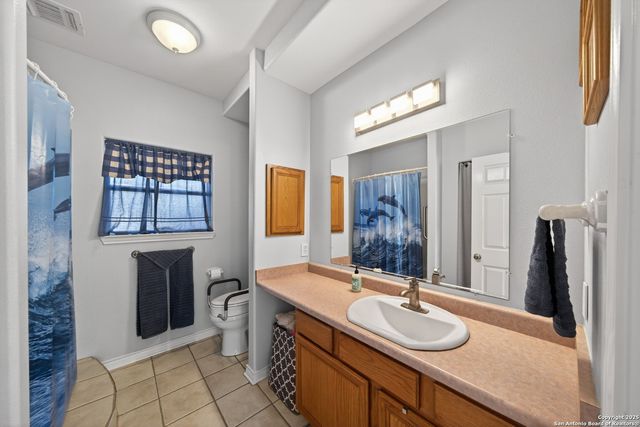 360 Fm 2504, Poteet, TX 78065