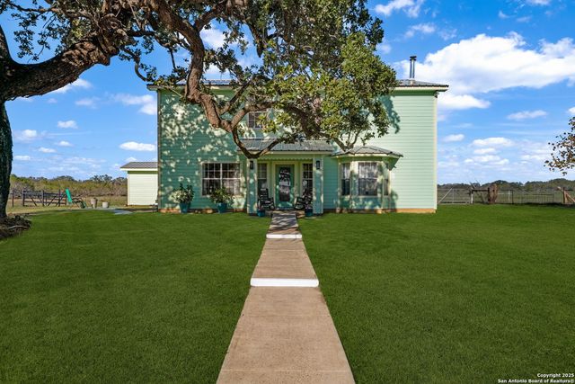 360 Fm 2504, Poteet, TX 78065