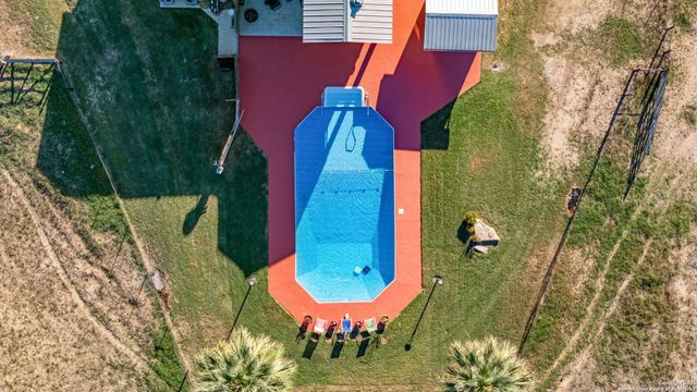 360 Fm 2504, Poteet, TX 78065