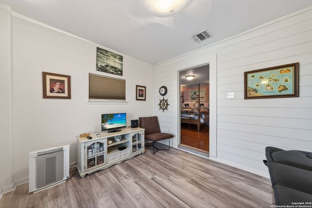 360 Fm 2504, Poteet, TX 78065