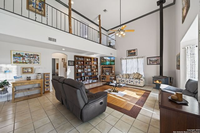 360 Fm 2504, Poteet, TX 78065