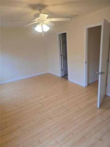 40 MIDDLEBROOK Drive, Cartersville, GA 30120